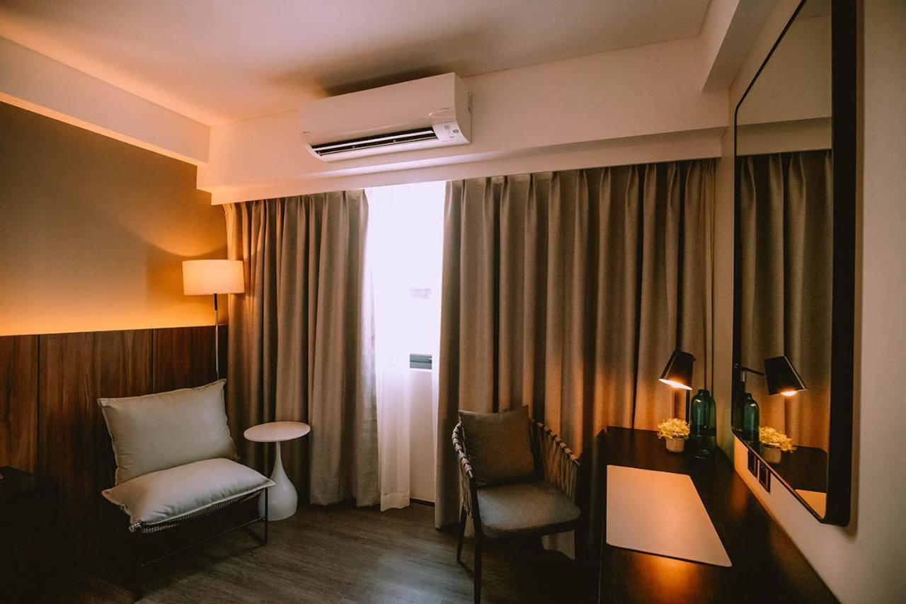 The Maximilian Hotel Cauayan City  Exterior photo